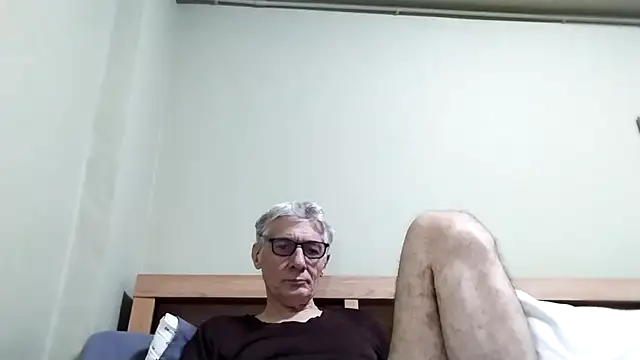 BIGUNCUTHARDCOCK online show from 11-28-25, 01:44