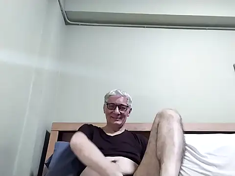 BIGUNCUTHARDCOCK online show from 11-22-25, 01:43