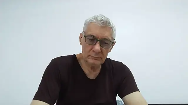 Snapshot of BIGUNCUTHARDCOCK chatting on 05-24-26, 12:32 BIGUNCUTHARDCOCK online show from 05-24-26, 12:32