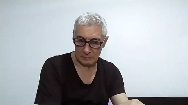 BIGUNCUTHARDCOCK online show from 04-12-26, 01:58