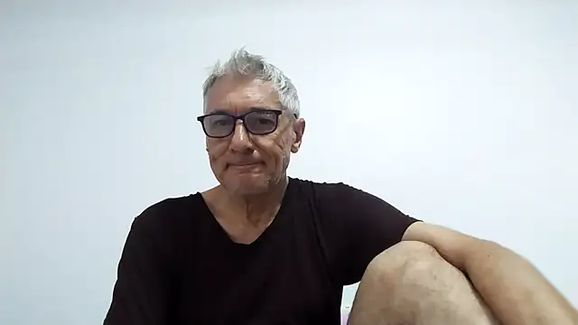 Snapshot of BIGUNCUTHARDCOCK chatting on 05-08-26, 12:36 BIGUNCUTHARDCOCK online show from 05-08-26, 12:36