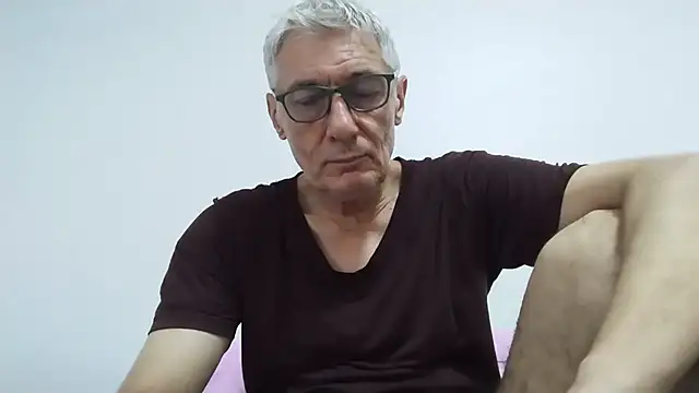 Snapshot of BIGUNCUTHARDCOCK chatting on 06-09-26, 12:11 BIGUNCUTHARDCOCK online show from 06-09-26, 12:11