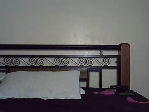 Giannah01 online show from 10-29-25, 10:20