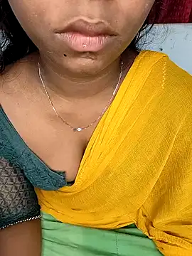 Snapshot of tamilachi4u chatting on 01-05-25, 05:30 tamilachi4u online show from 01-05-25, 05:30