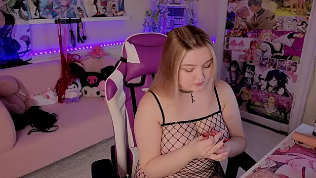 Unholy Lady online show from 09-10-25, 05:17