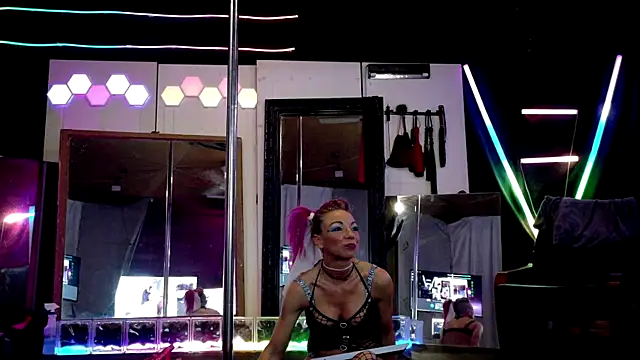 Snapshot of MadisonMarie chatting on 09-14-25, 05:30 MadisonMarie online show from 09-14-25, 05:30