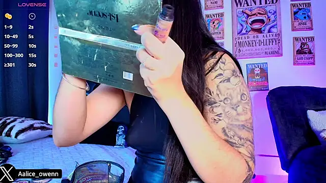 Aliceowenn online show from 10-14-25, 09:15