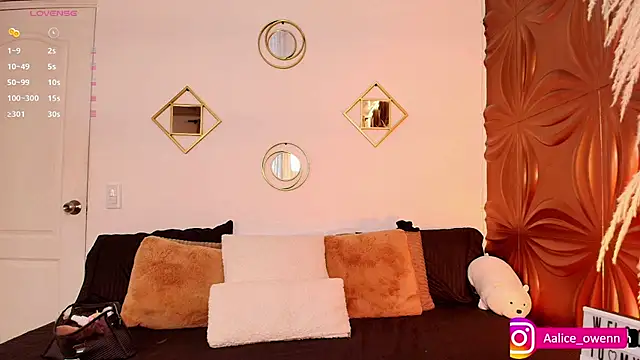 Aliceowenn online show from 10-09-25, 09:15