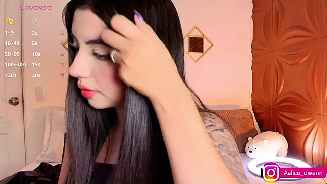 Aliceowenn online show from 09-24-25, 01:13