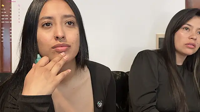 Snapshot of 2SummerLove1 chatting on 02-12-26, 01:49 2SummerLove1 online show from 02-12-26, 01:49