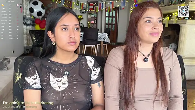 2SummerLove1 online show from 07-16-26, 03:09