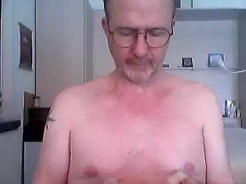 Lolodamour72 online show from 05-17-26, 03:45