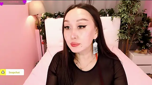 Snapshot of Julianna_Jami chatting on 01-05-25, 06:13 Julianna Jami online show from 01-05-25, 06:13