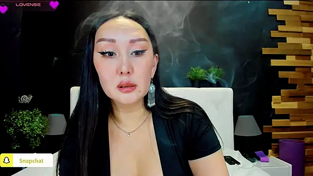 Snapshot of Julianna_Jami chatting on 09-21-25, 01:27 Julianna Jami online show from 09-21-25, 01:27