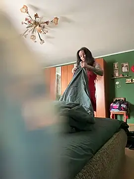  AHHA  online show from 10-23-25, 09:30