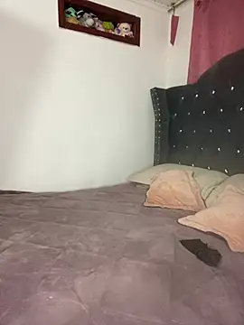 CristalGmez online show from 01-10-26, 03:24