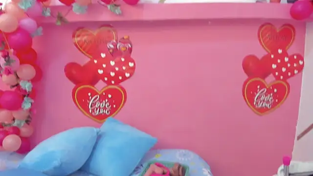 charlotte-11 online show from 09-17-25, 04:09