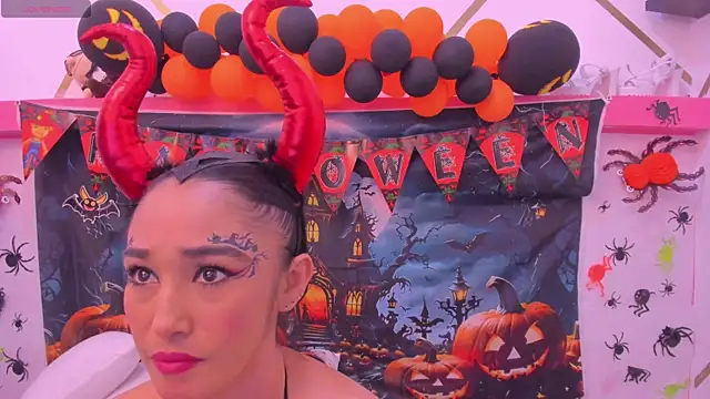 charlotte-11 online show from 10-30-25, 03:09