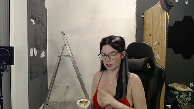 RoxiBlack online show from 09-30-25, 11:05