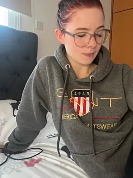 RoxiBlack online show from 02-12-26, 09:53