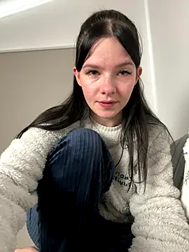 RoxiBlack online show from 12-20-25, 08:50