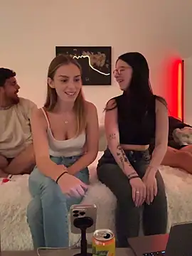 RoxiBlack online show from 11-02-25, 07:30