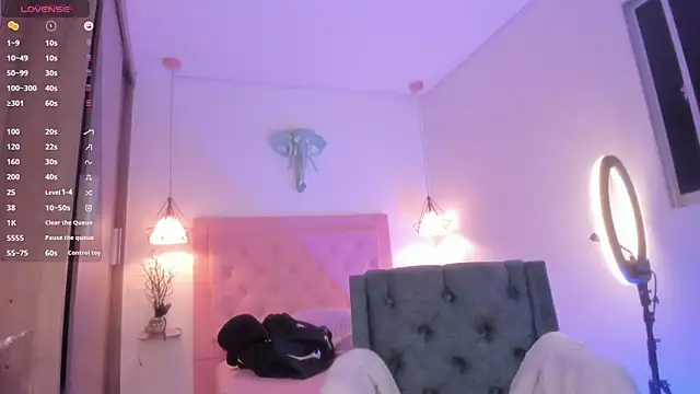 kimmy099 online show from 03-07-25, 02:04