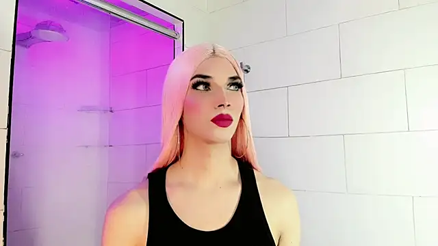 Victoria Kastelo online show from 10-28-25, 07:13