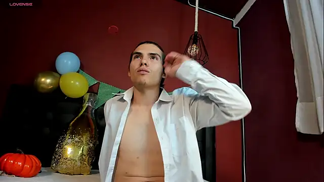  Tattoo Couple online show from 09-29-25, 02:01