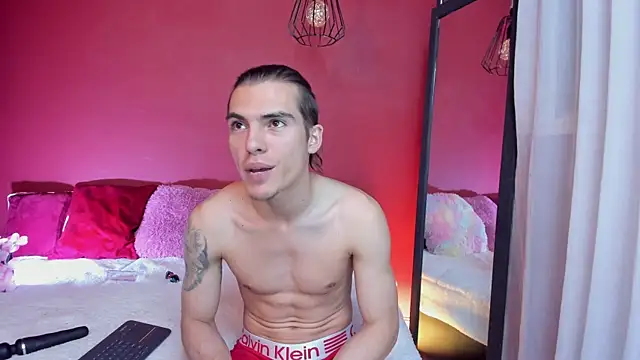  Tattoo Couple online show from 05-01-26, 04:12