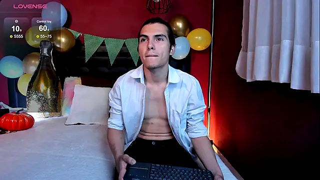  Tattoo Couple online show from 09-30-25, 02:34