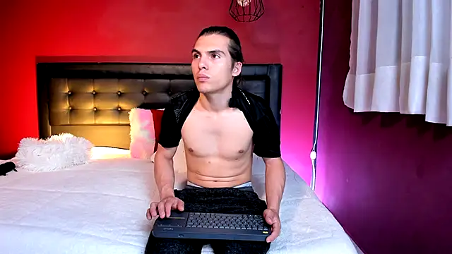  Tattoo Couple online show from 09-17-25, 01:57