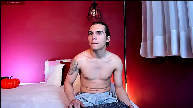  Tattoo Couple online show from 10-15-25, 02:25