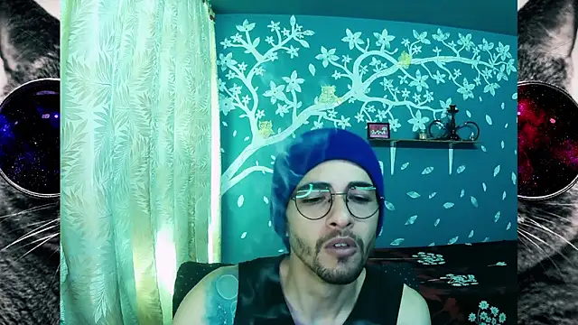 Snapshot of ponzothc chatting on 09-16-25, 06:31 ponzothc online show from 09-16-25, 06:31