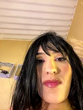Snapshot of Sweetie_Arianna chatting on 09-30-25, 05:13 Sweetie Arianna online show from 09-30-25, 05:13