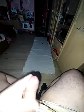 Snapshot of Yolinga205 chatting on 01-16-25, 08:11 Yolinga205 online show from 01-16-25, 08:11