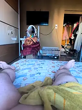 Snapshot of Yolinga205 chatting on 02-18-26, 08:22 Yolinga205 online show from 02-18-26, 08:22