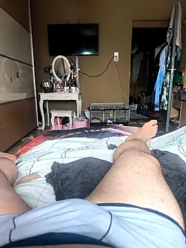 Snapshot of Yolinga205 chatting on 01-09-26, 08:10 Yolinga205 online show from 01-09-26, 08:10