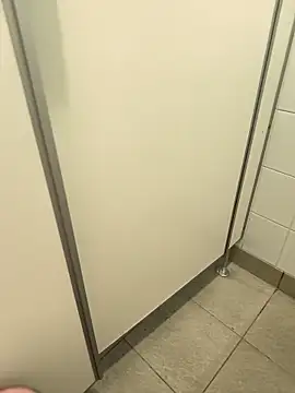 Snapshot of Yolinga205 chatting on 02-01-26, 11:41 Yolinga205 online show from 02-01-26, 11:41