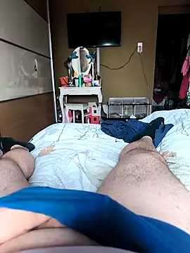 Snapshot of Yolinga205 chatting on 11-21-25, 10:36 Yolinga205 online show from 11-21-25, 10:36