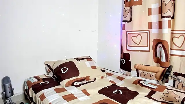 daarklover online show from 04-05-26, 02:51