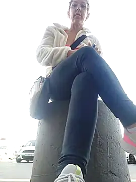 blondyruby online show from 11-11-25, 09:59