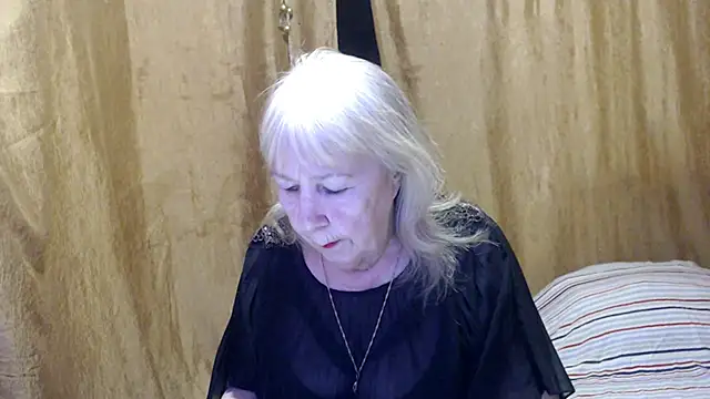 Snapshot of _Estelitta_5 chatting on 02-22-25, 07:14  Estelitta 5 online show from 02-22-25, 07:14