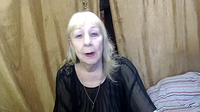 Snapshot of _Estelitta_5 chatting on 02-26-25, 03:10  Estelitta 5 online show from 02-26-25, 03:10