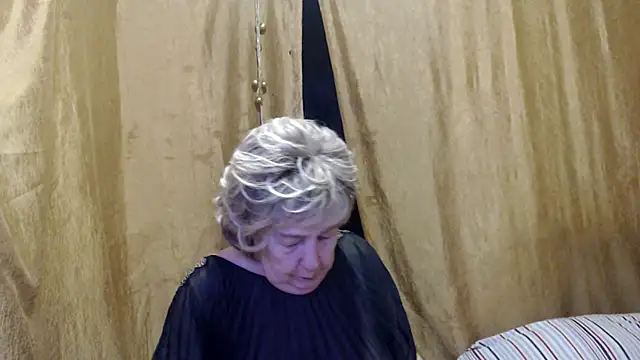 Snapshot of _Estelitta_5 chatting on 02-19-25, 09:47  Estelitta 5 online show from 02-19-25, 09:47