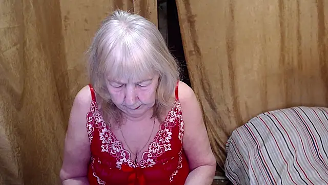 Snapshot of _Estelitta_5 chatting on 02-21-25, 07:12  Estelitta 5 online show from 02-21-25, 07:12