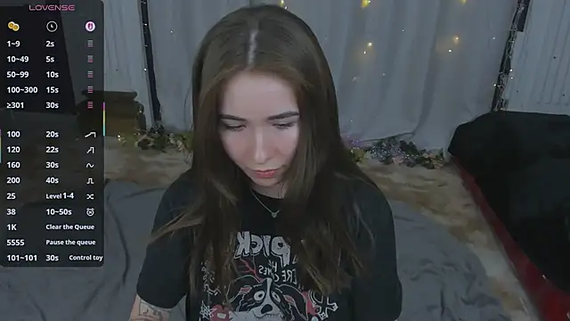 ashleyro1 online show from 04-02-26, 05:25