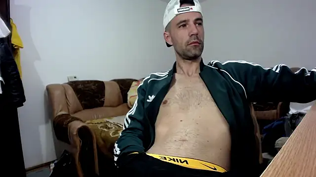 Snapshot of I_like_older_menn chatting on 03-13-26, 06:07 I like older menn online show from 03-13-26, 06:07