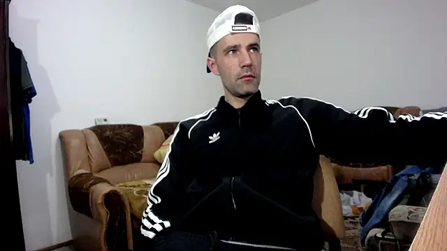 Snapshot of I_like_older_menn chatting on 02-14-26, 05:51 I like older menn online show from 02-14-26, 05:51