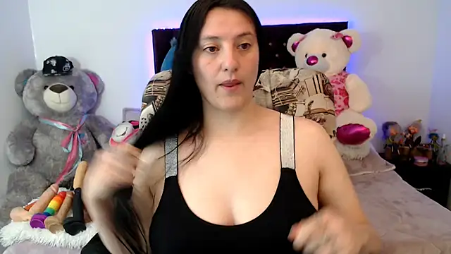 Lorenahot 06 online show from 11-19-25, 07:14